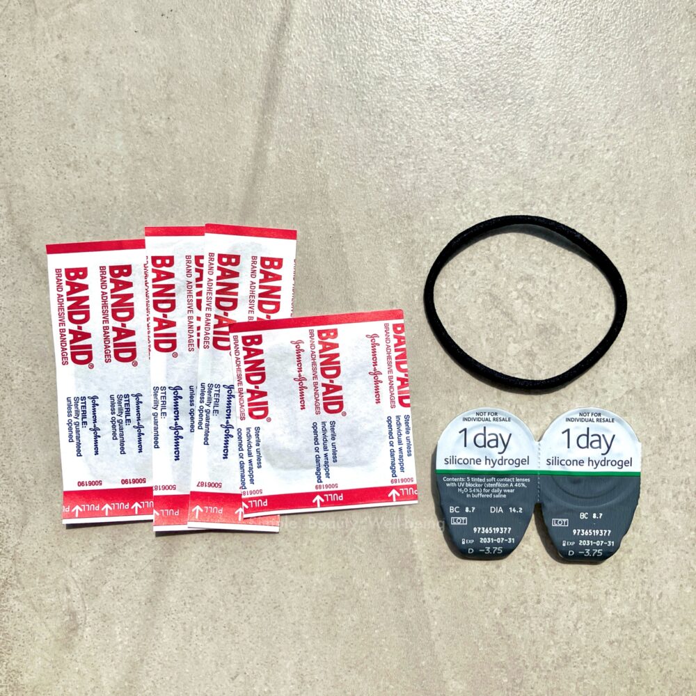 旅のお薬ポーチ|海外旅行に持っていくお薬、持って行き方、選び方のおすすめについて、絆創膏、ヘアゴム、コンタクトレンズ